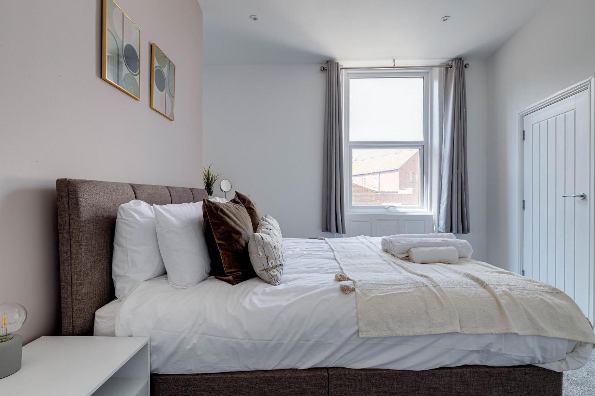 Apt 1 - Empire 39 - Central Location Appartement Scarborough Buitenkant foto